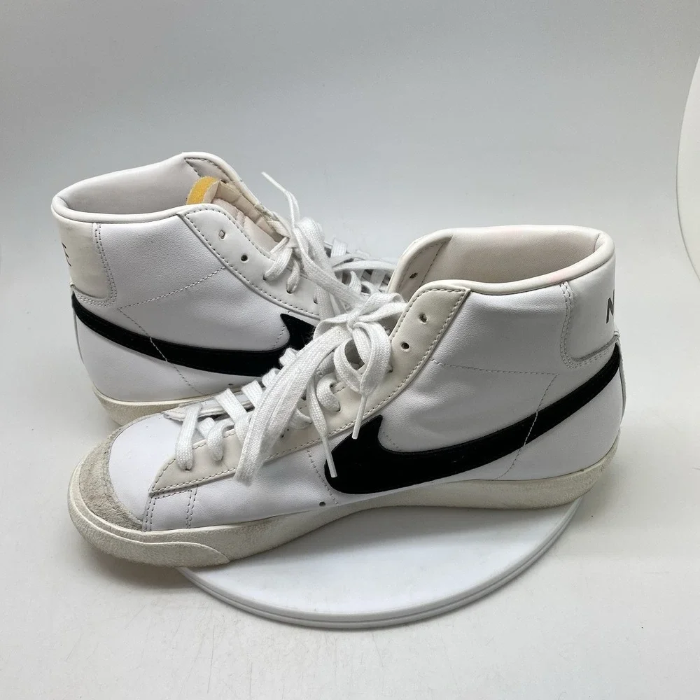 Nike Sneakers Blazer Mid 77 Vintage Mens 10.5 White Black BQ6806-100 High Top